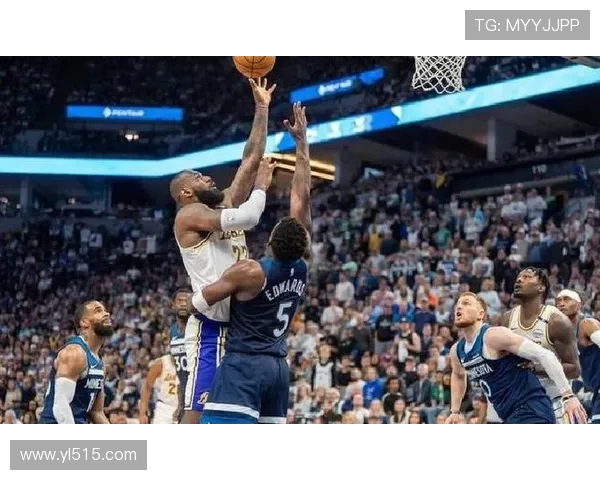 卡尔克布伦纳高效砍下两双表现抢眼强势截胡湖人展现中锋无限潜力